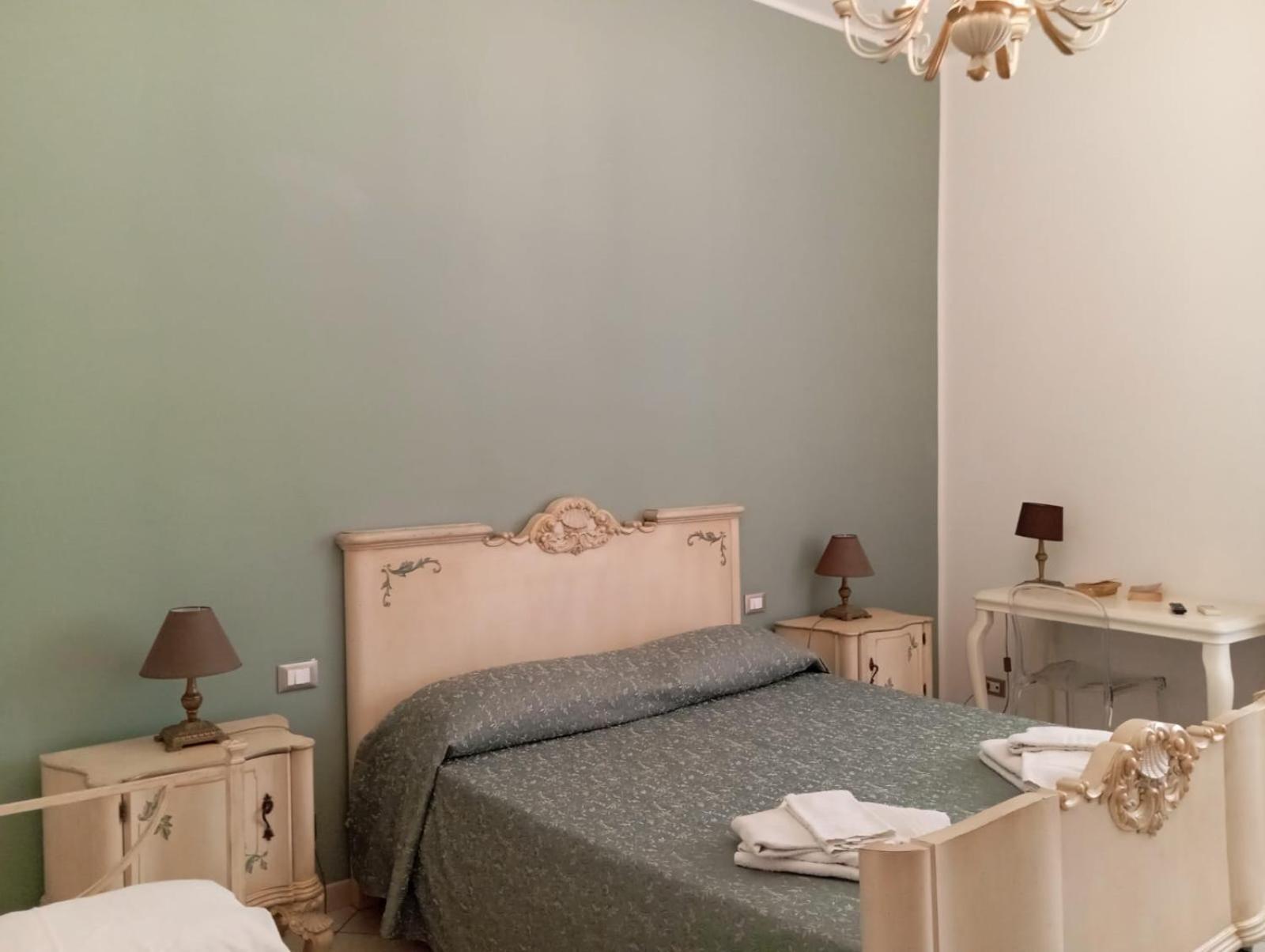 Almaran B&B Trapani Port & City Exterior foto