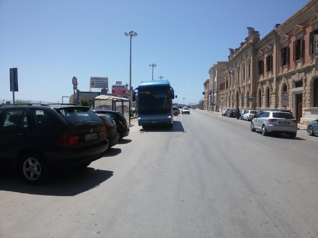 Almaran B&B Trapani Port & City Exterior foto